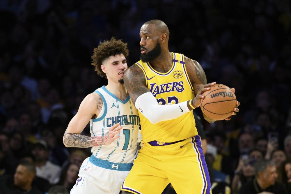 敏锐的门前 敏锐的门前